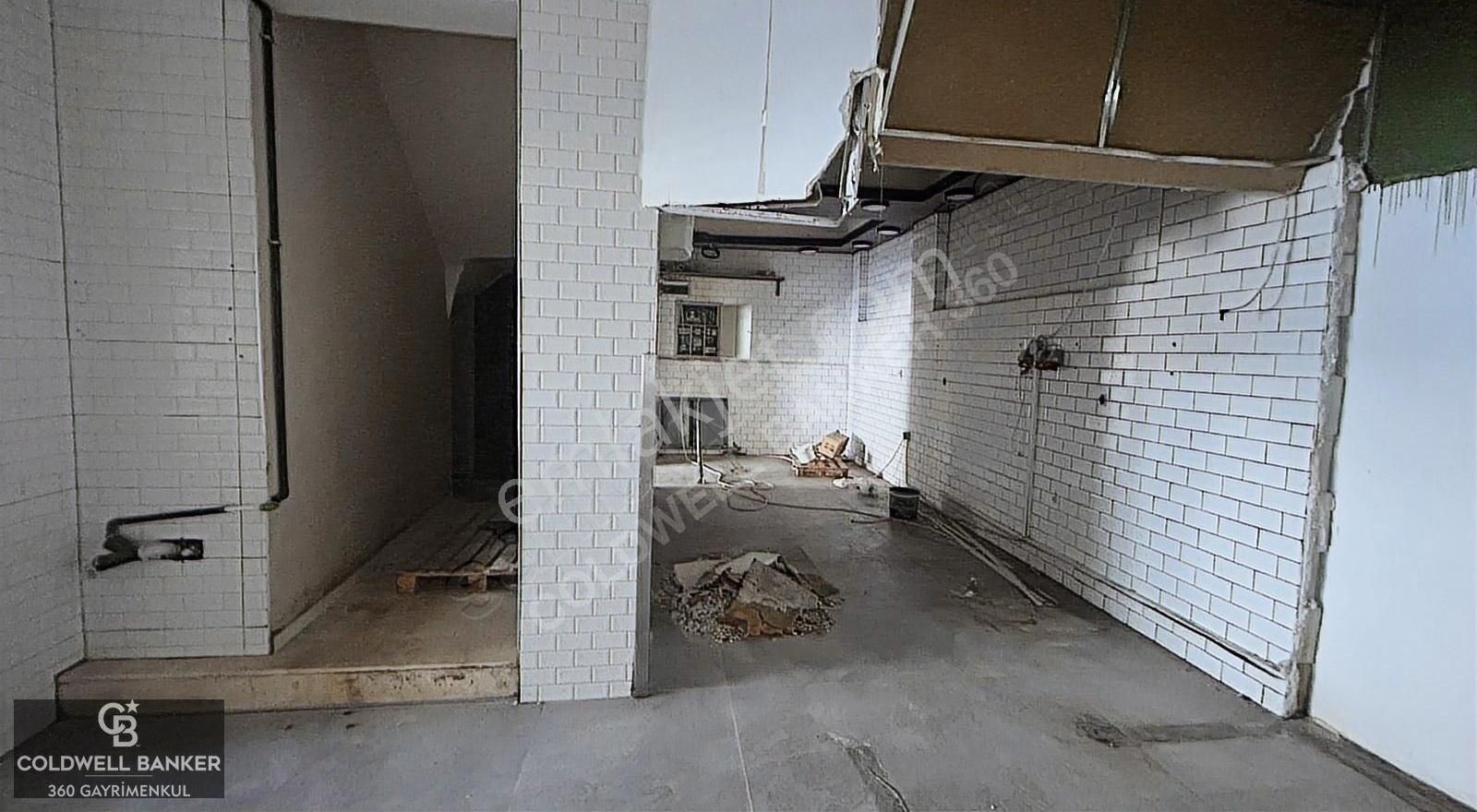 Yıldırım Beyazıt Caddesi Kiralık Köşe Dükkan - Görsel 12