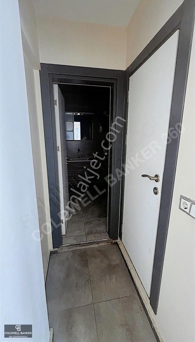 Yıldırım Beyazıt Caddesi Kiralık Köşe Dükkan - Görsel 15