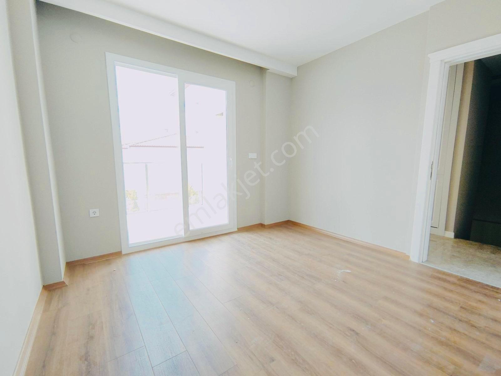 Sahil Sitelerinde Denize Yürüme Mesafesinde 3+1 Havuzlu Sitede Yazlık Villa - Görsel 29
