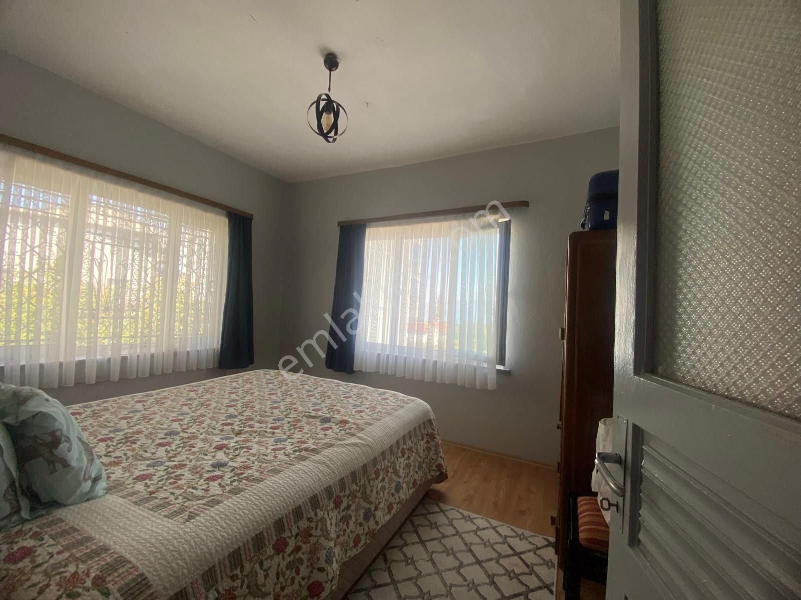 Bursa Orhangazi Dutluca Mahallesinde Göl Manzaralı Satılık 3+1 İmarlı Köy Evi - Görsel 11