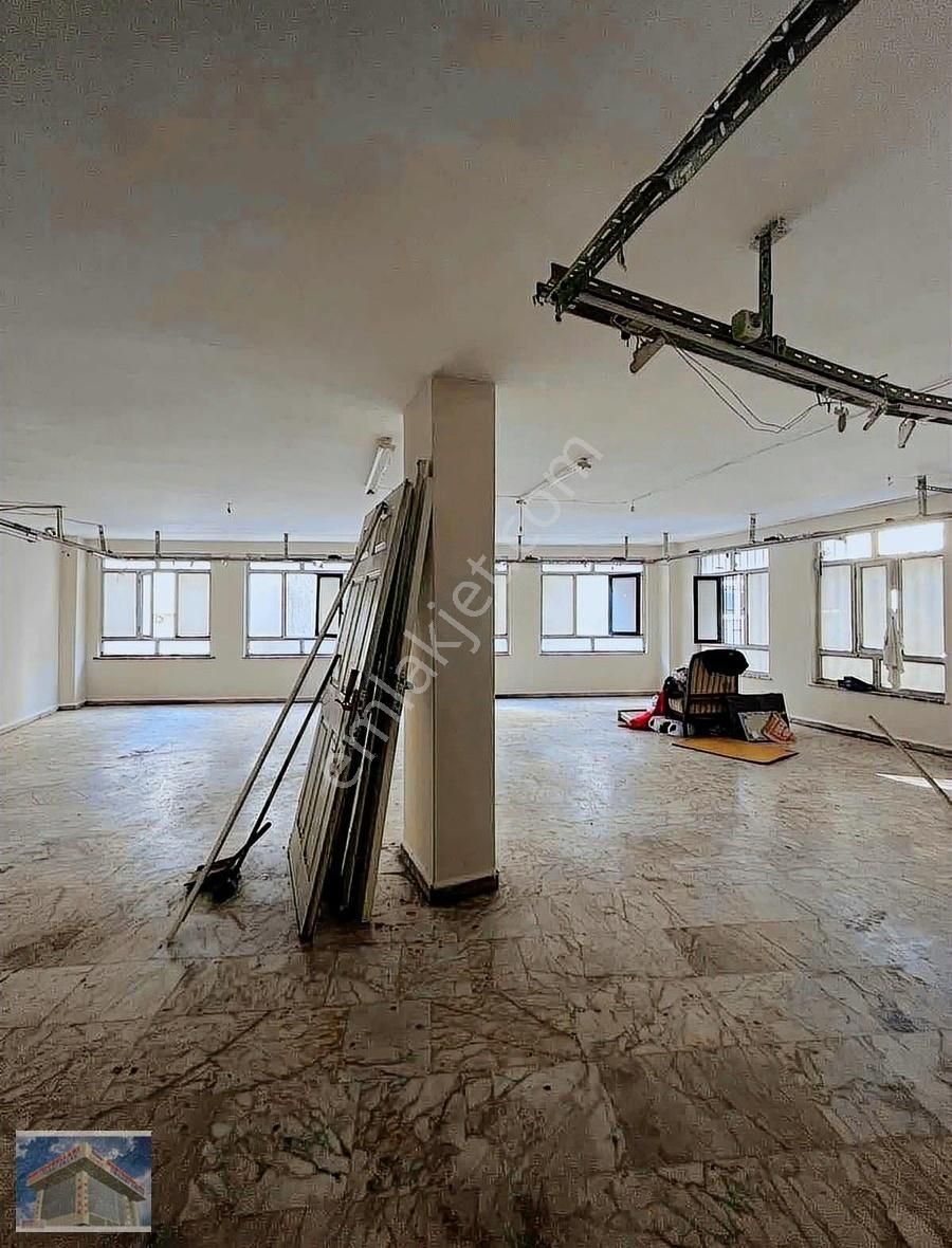 Zeytinburnu Veliefendide 500 M² Çok Amaçlı 2 Katlı Dükkan - Görsel 18