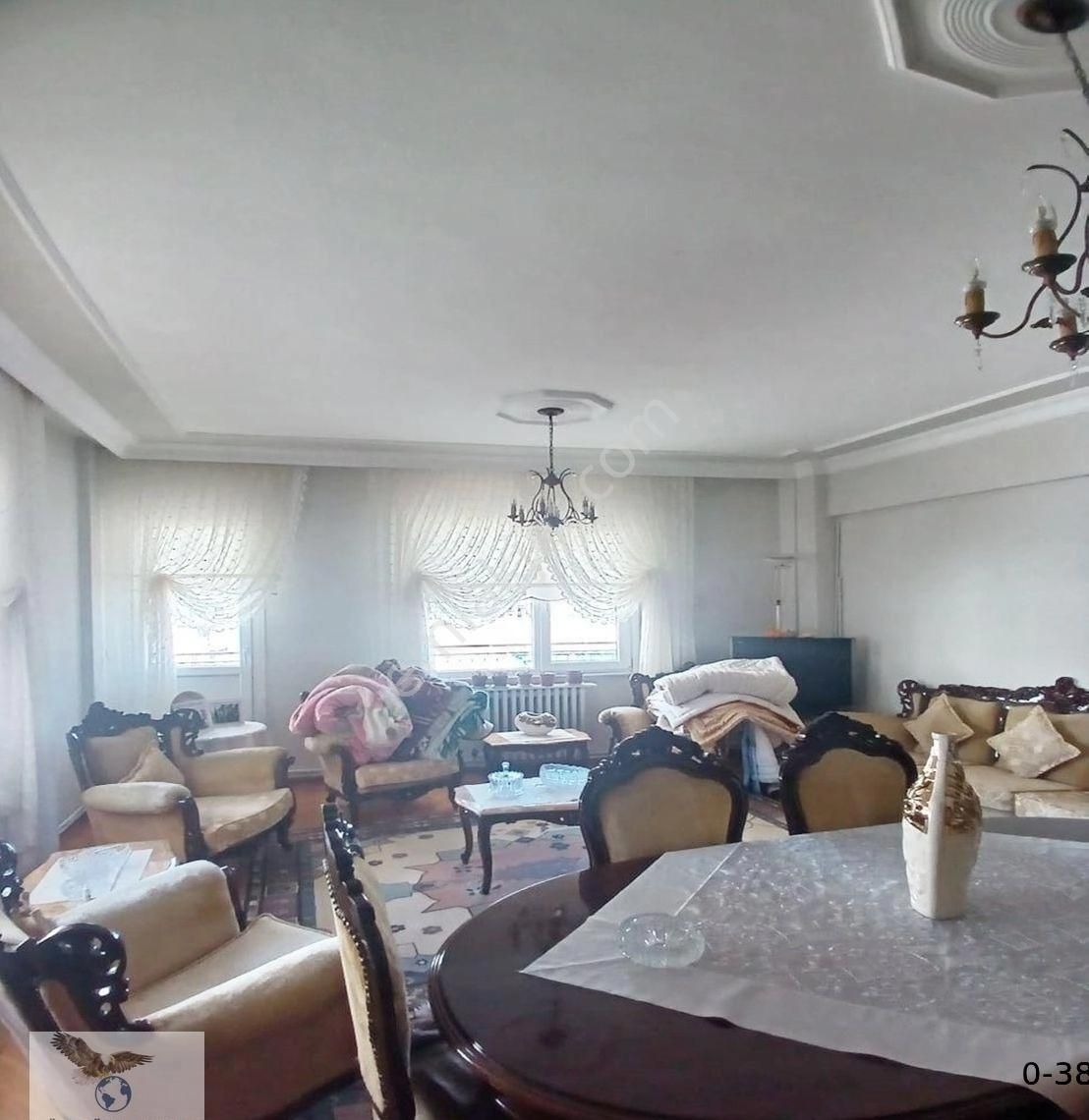 Avcılar D.köşklerde Metrobüse Yakın 3+1 Satılık Ara Kat Daire - Görsel 32