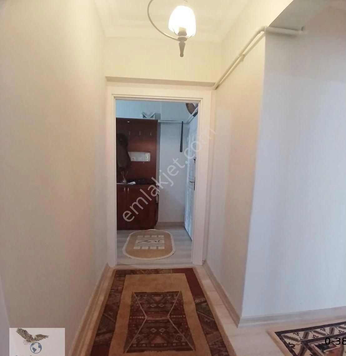 Avcılar D.köşklerde Metrobüse Yakın 3+1 Satılık Ara Kat Daire - Görsel 14