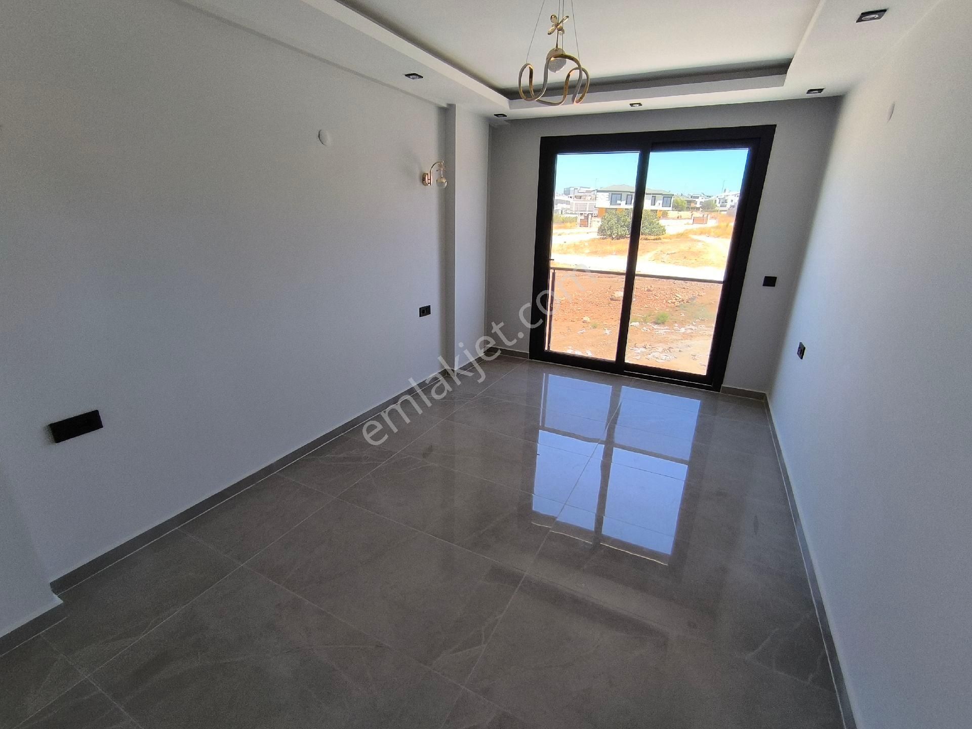 Didimde Satılık 3+1 Müstakil Havuzlu Villa - Görsel 12