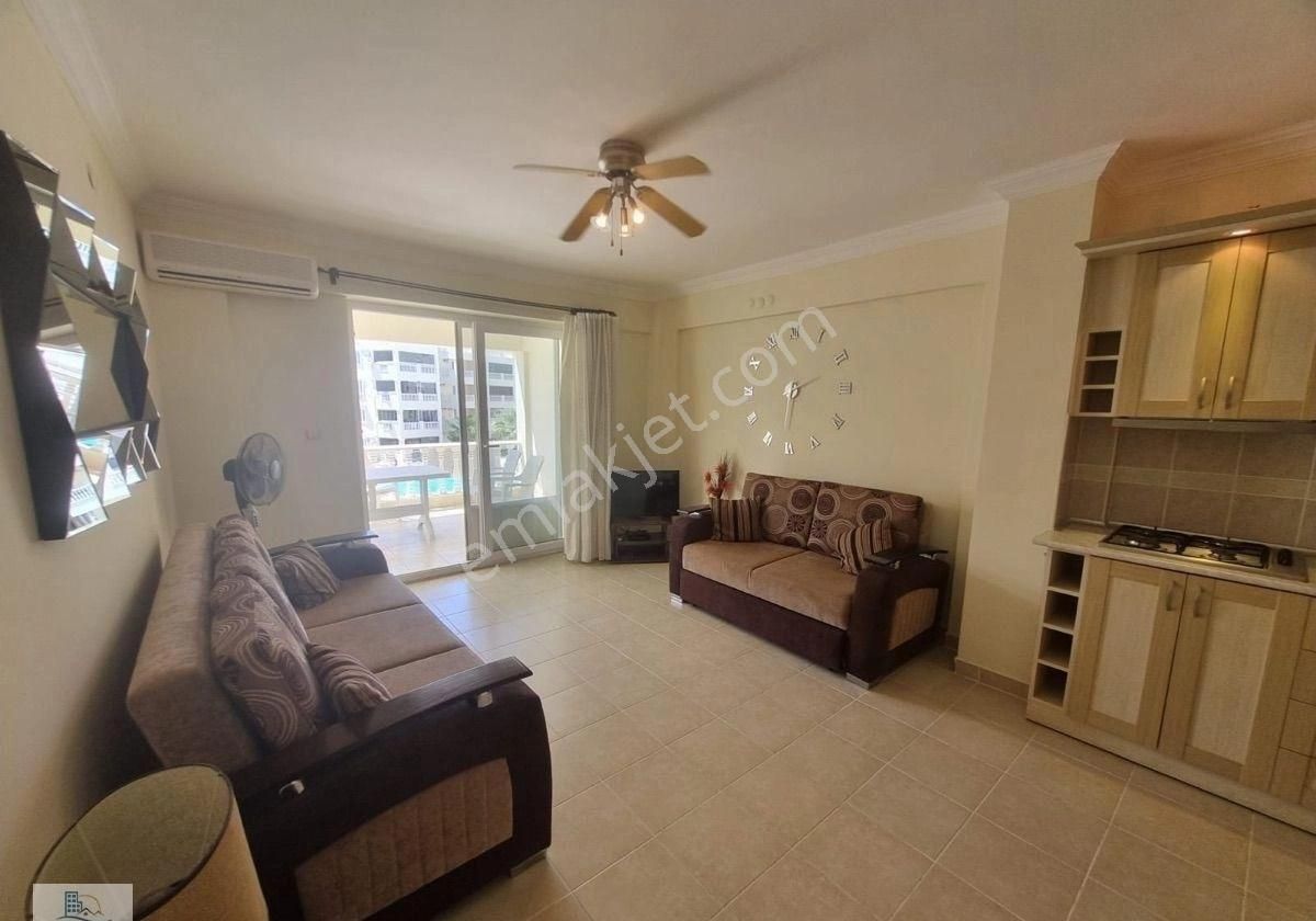 Didim Çamlık Mahallesinde Havuzlu Güvenlikli Asansörlü Site İçerisinde Eşyalı 2+1 Daire - Görsel 9