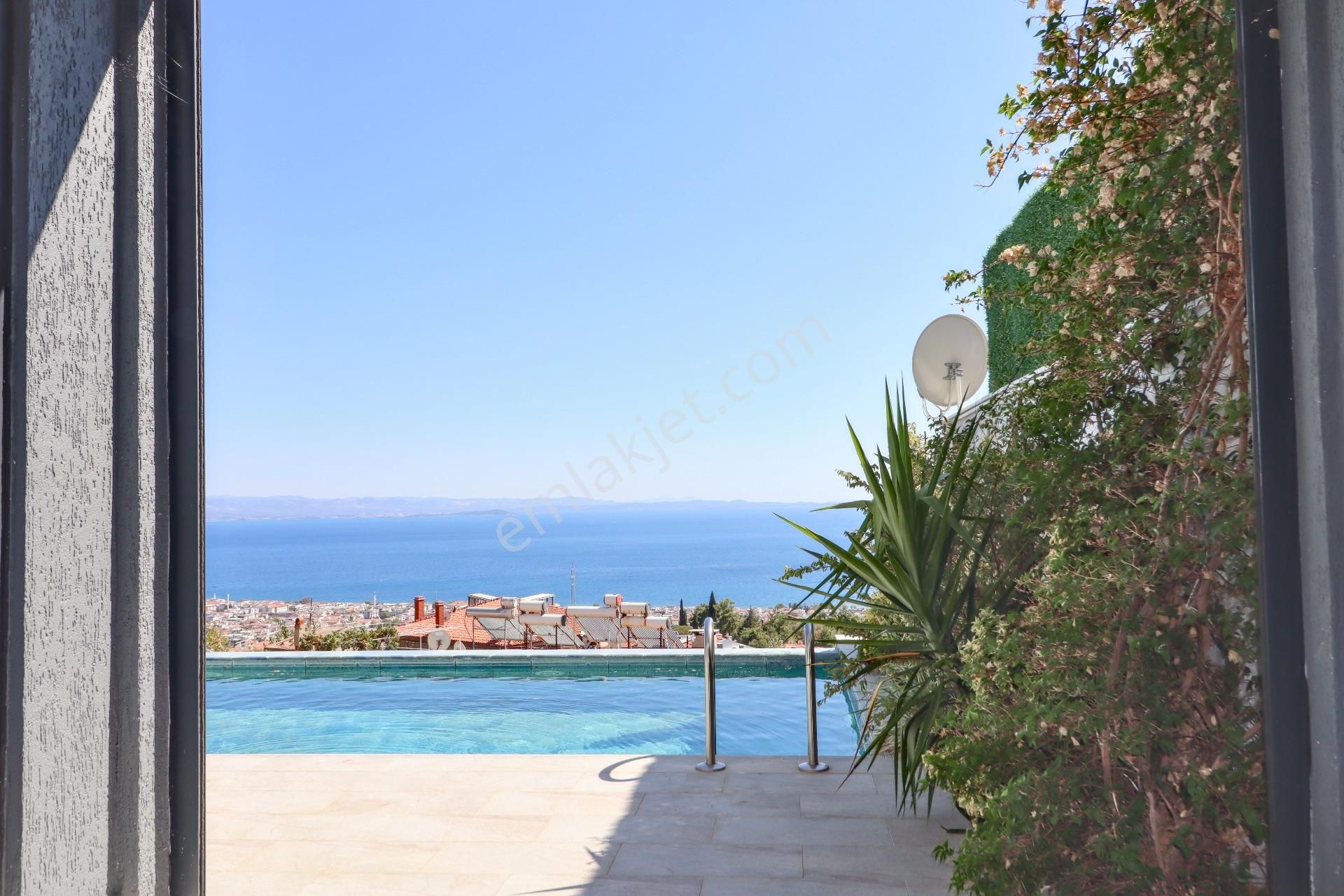 Altınoluk'ta Ful Deniz Manzaralı Özel Havuzlu Villa - Görsel 9