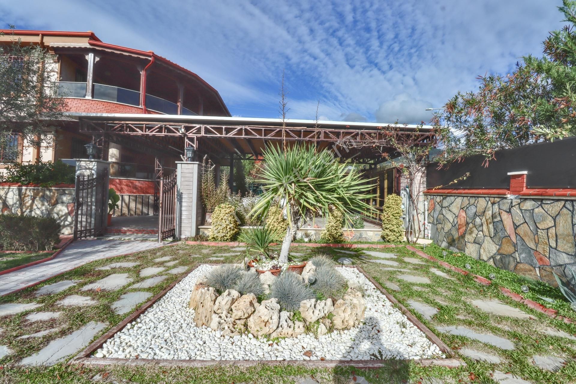 Altınoluk'ta 1400 M2 Arsa İçinde Satılık Villa5 - Görsel 8