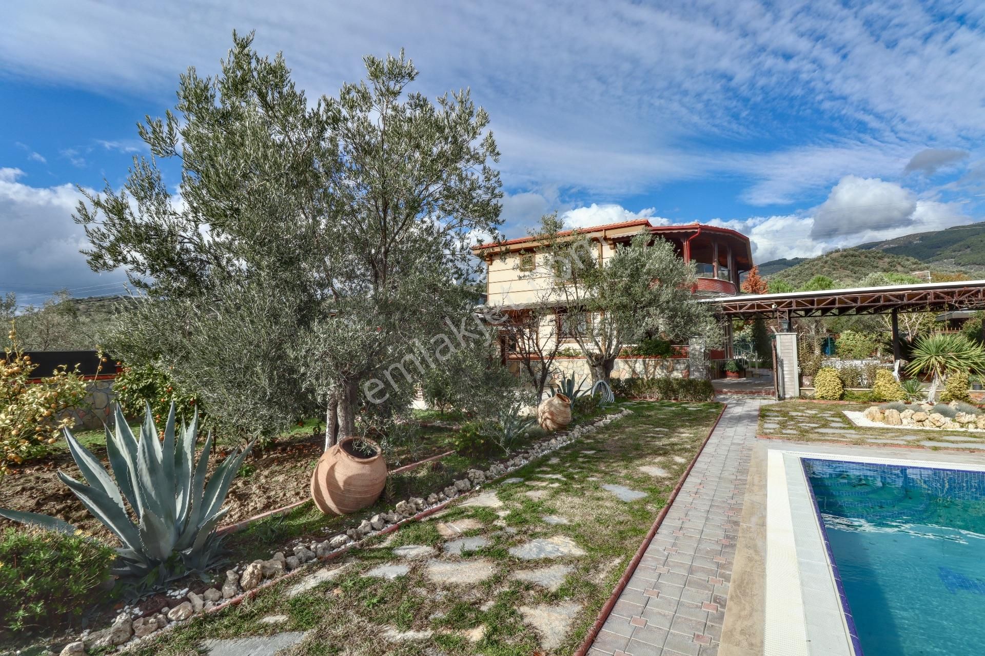 Altınoluk'ta 1400 M2 Arsa İçinde Satılık Villa5 - Görsel 6
