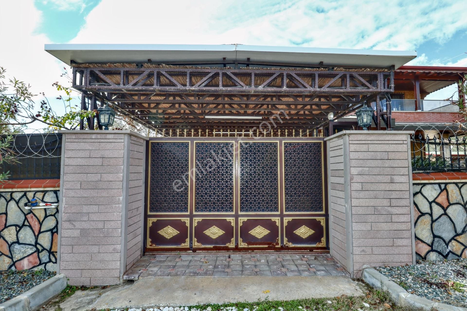 Altınoluk'ta 1400 M2 Arsa İçinde Satılık Villa5 - Görsel 24