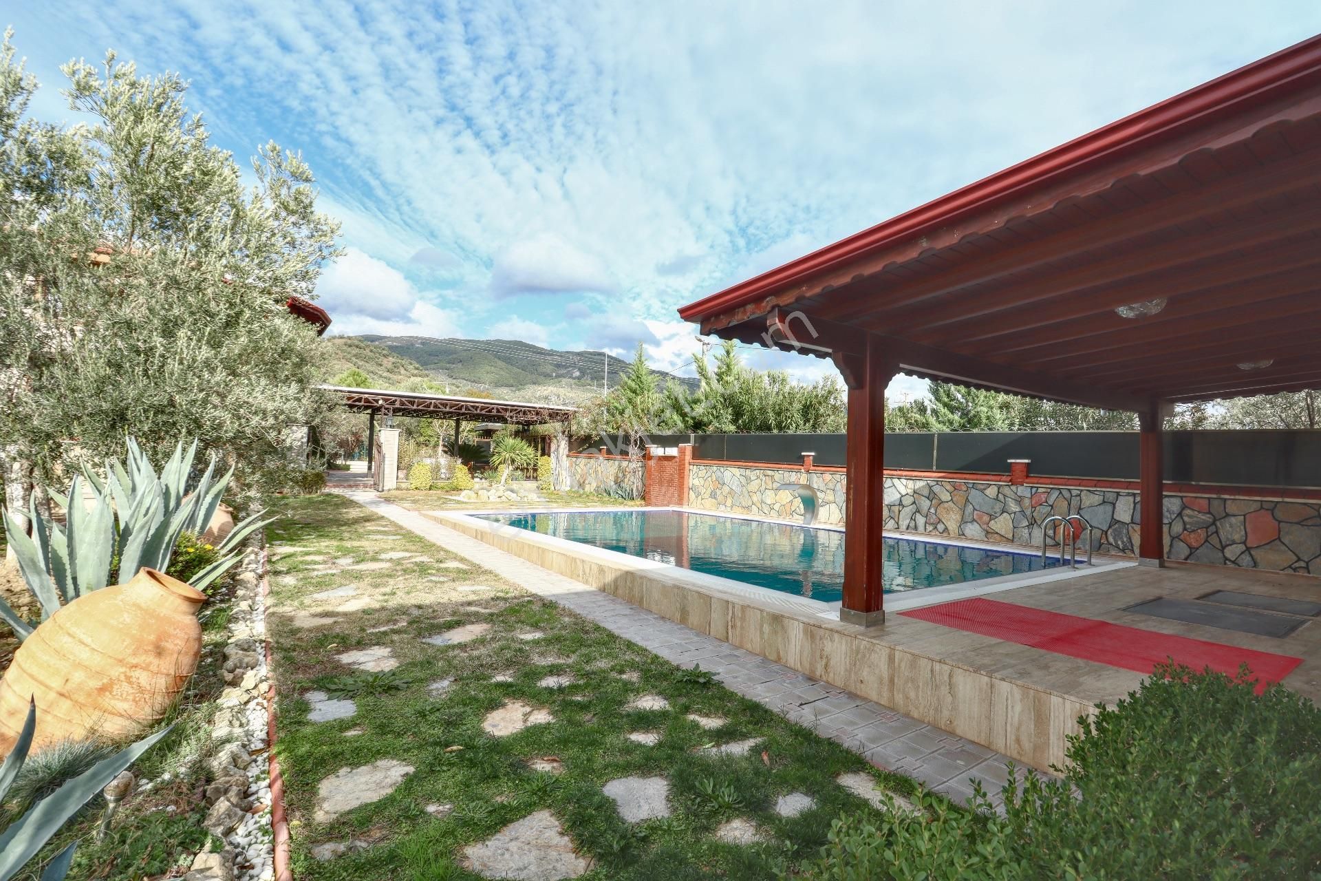 Altınoluk'ta 1400 M2 Arsa İçinde Satılık Villa5 - Görsel 5