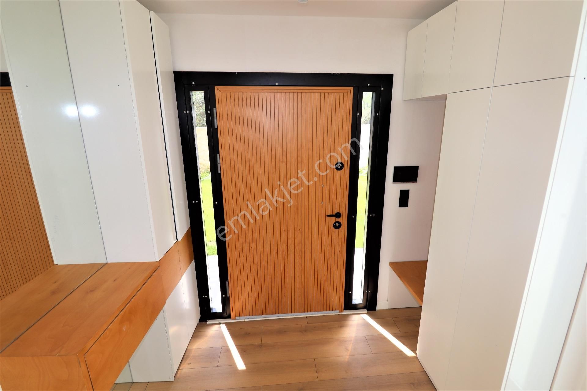 Güre'de Satılık Özel Havuızlu 5+1 Süper Lüks Villa - Görsel 11