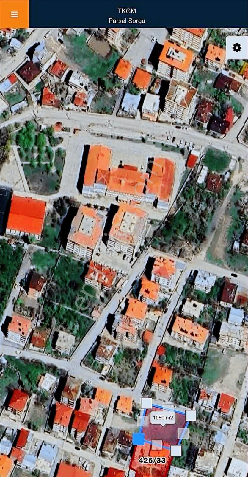 Bronze Gayrimenkul'den Cevdetpaşa'da Satılık Arsa