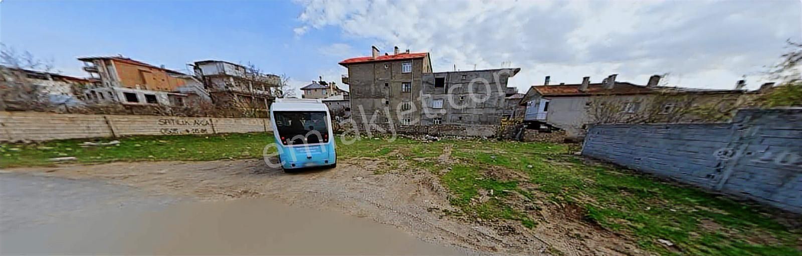 Bronze Gayrimenkul'den Cevdetpaşa'da Satılık Arsa - Görsel 2
