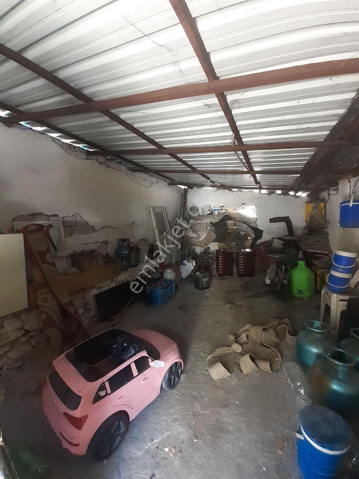 İzmir Kınık Arpaseki Köyü'nde Satılık Müstakil Bahçeli Köy Evi - Görsel 7