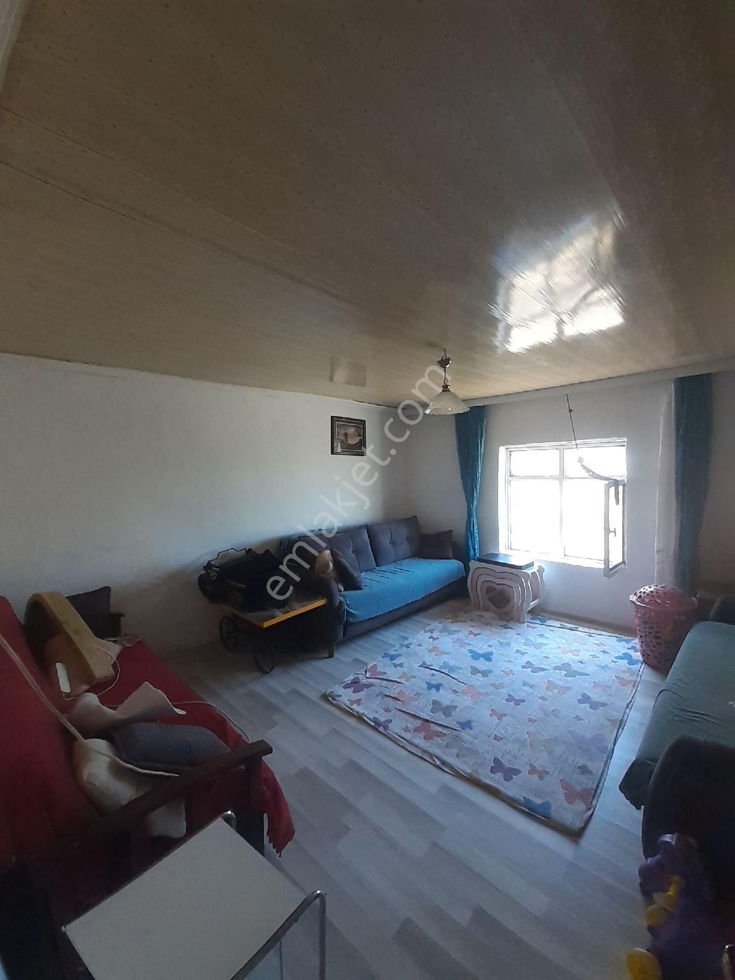 İzmir Kınık Arpaseki Köyü'nde Satılık Müstakil Bahçeli Köy Evi - Görsel 2