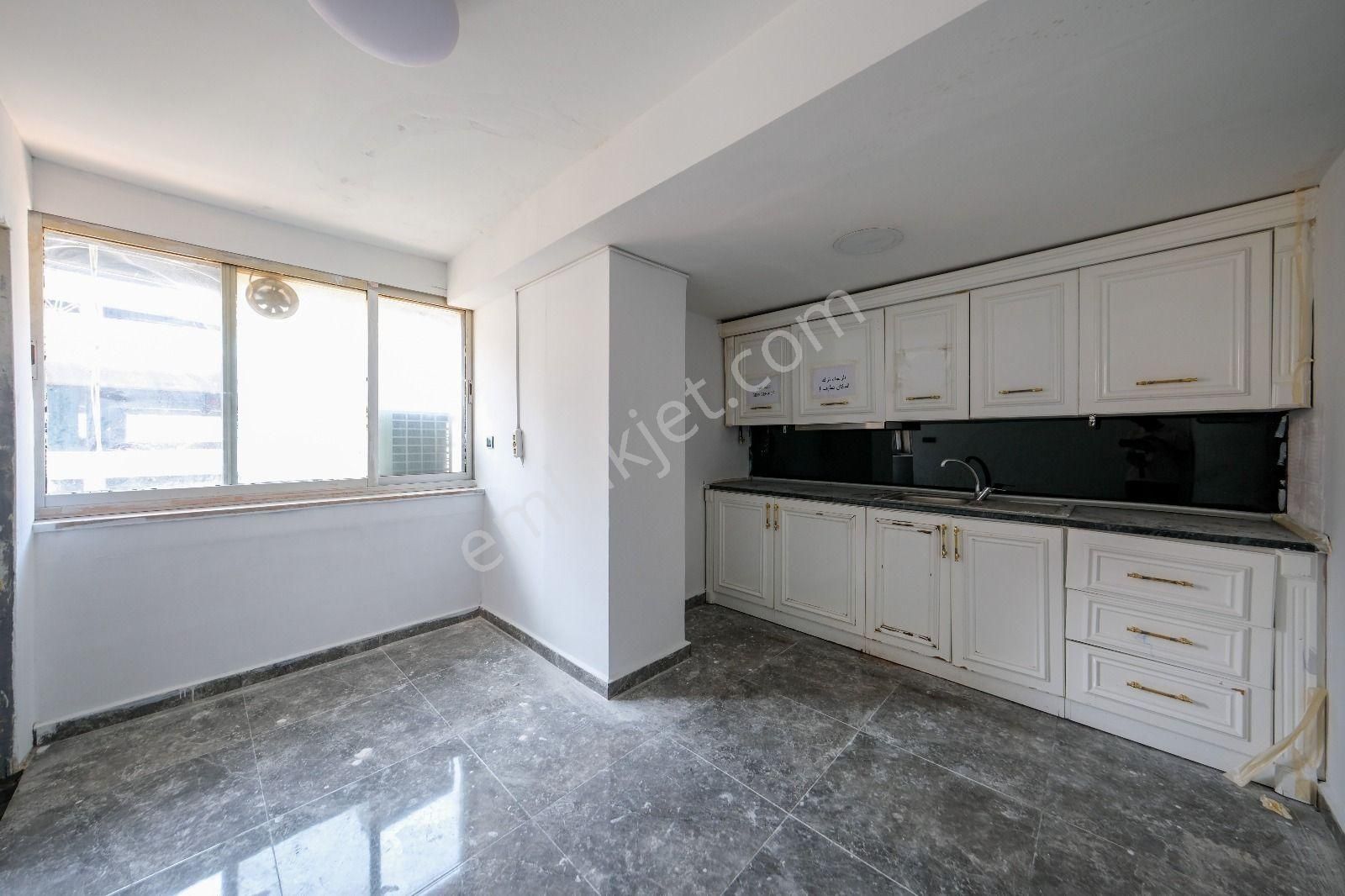 Mükemmel Konumda İşyerine Uygun Kiralık - Görsel 17