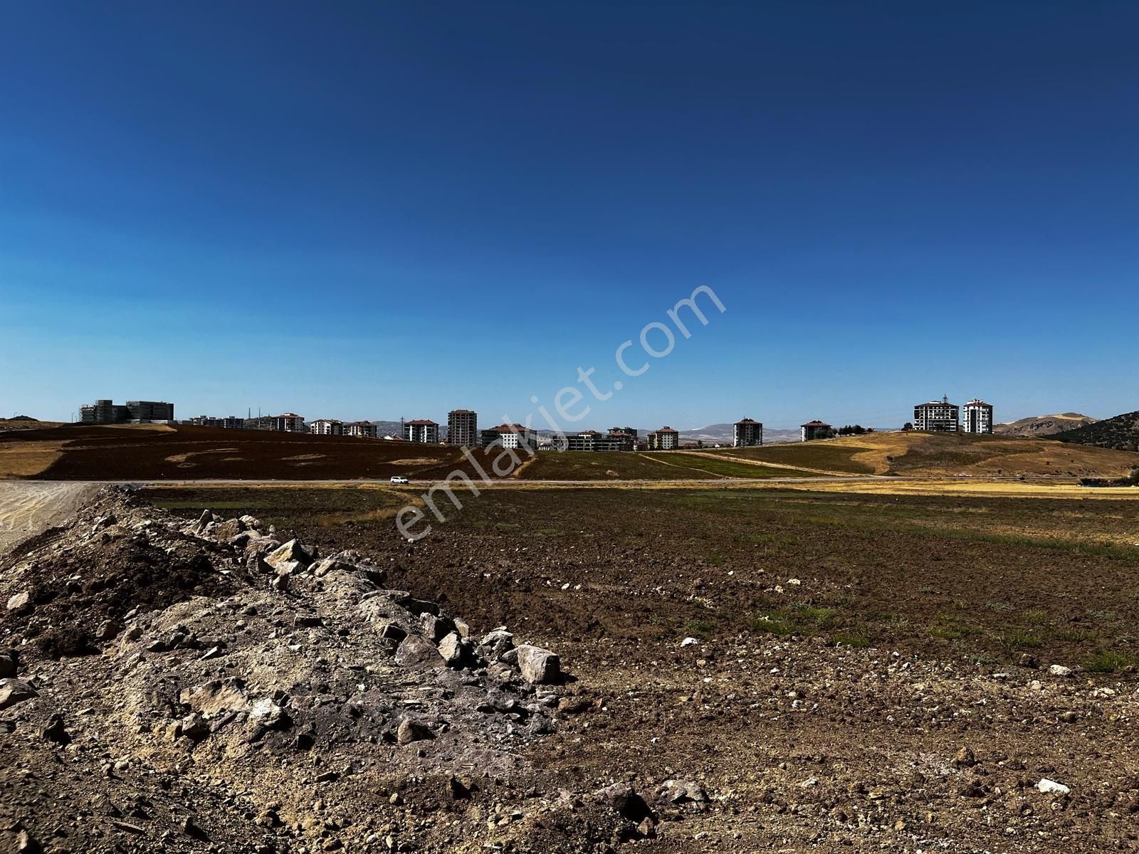 Devlet Hastanesi Yakınında 700 Metre Cadde Üzerinde Açıklamayı Okuyunuz - Görsel 18