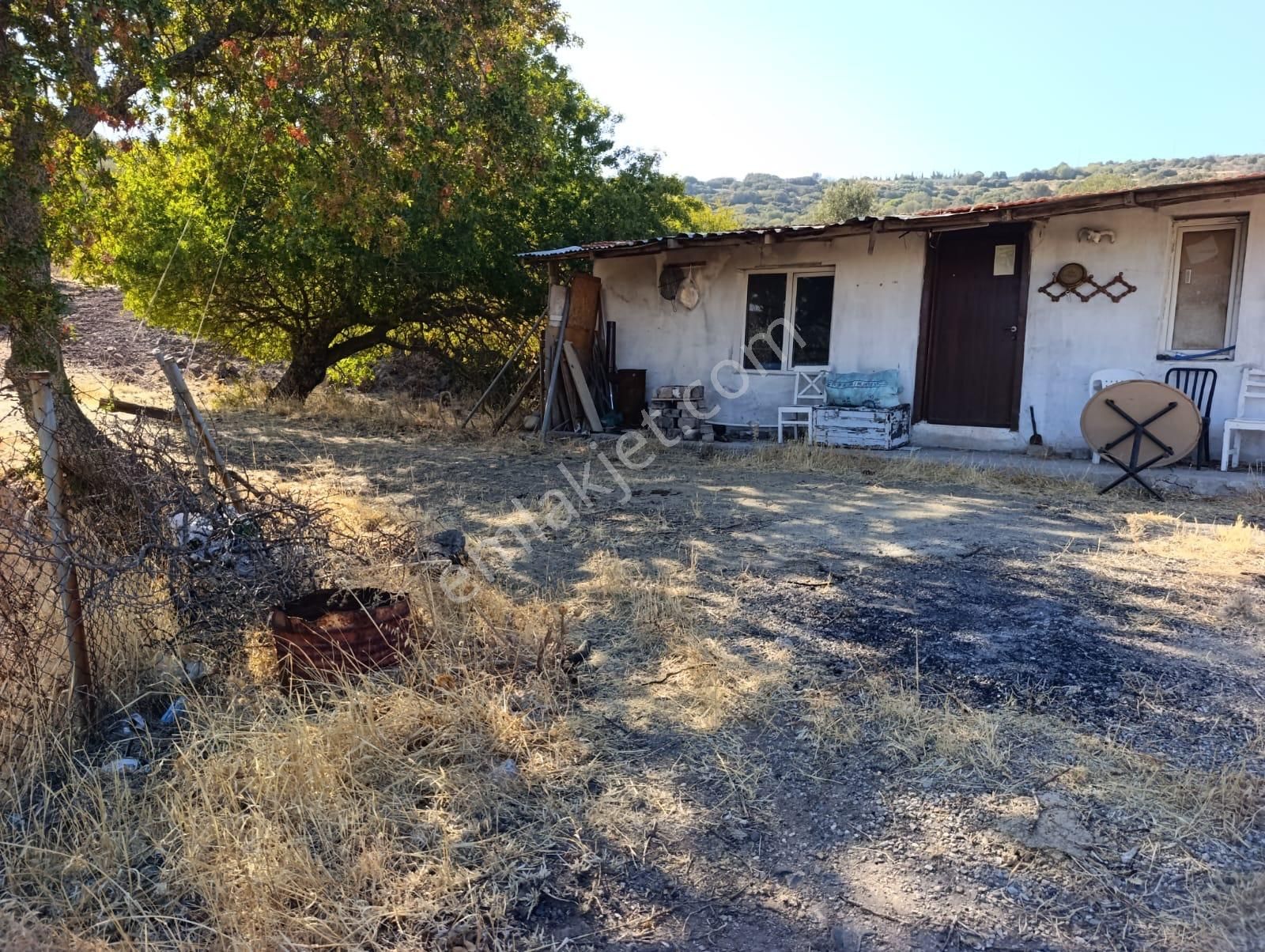 Eski Foçaya 2km Uzaklıkta Satılık Çiftlik Arazisi - Görsel 9