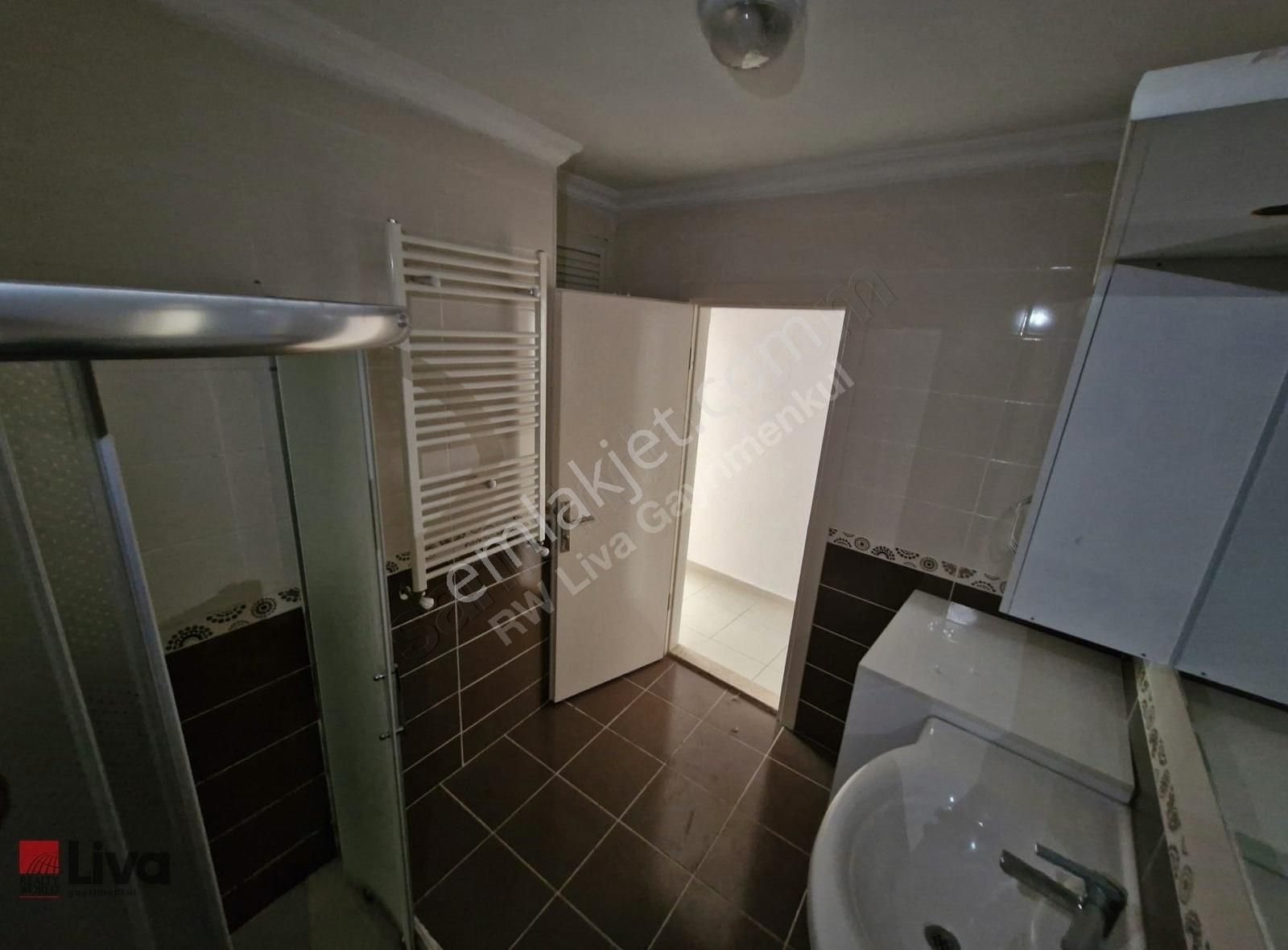 Rw Liva Dan Bahçelievler De Muhteşem Konumda 2+1 Satılık Daire - Görsel 3