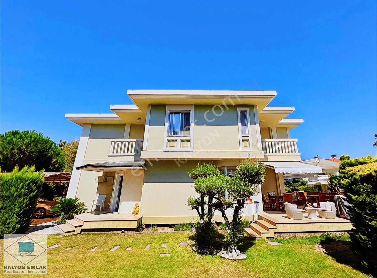 Çeşme Mamurbaba'da Satılık Site İçi Ortak Havuzlu Müstakil Villa - Görsel 15