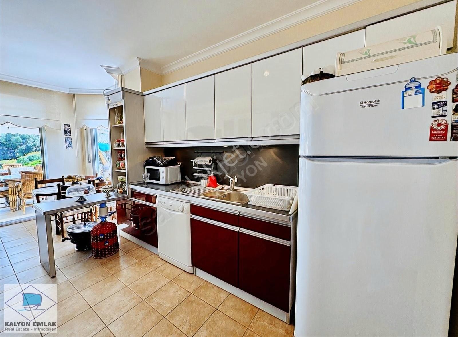 Çeşme Mamurbaba'da Satılık Site İçi Ortak Havuzlu Müstakil Villa - Görsel 28