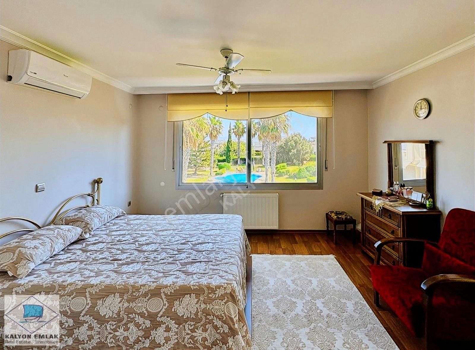 Çeşme Mamurbaba'da Satılık Site İçi Ortak Havuzlu Müstakil Villa - Görsel 26