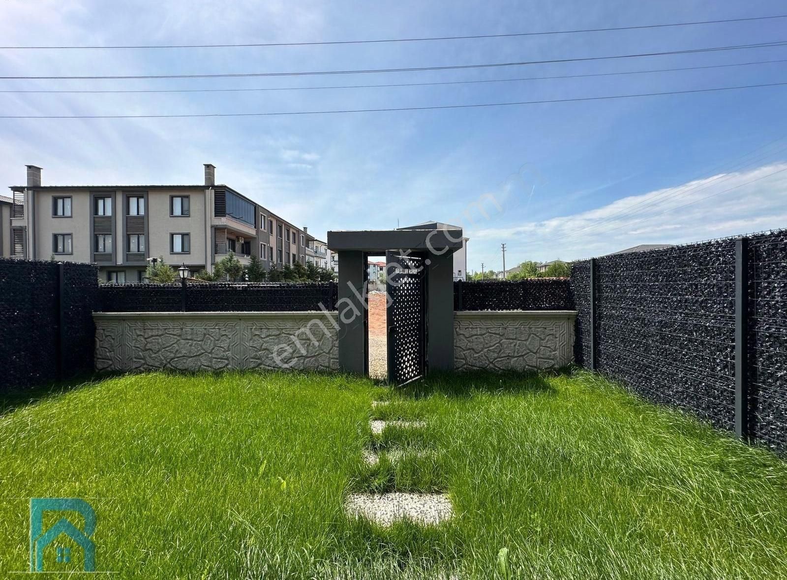 Müstakil Bahçe Birinci Sınıf İşçilik İlçe Merkezinde Villa - Görsel 27