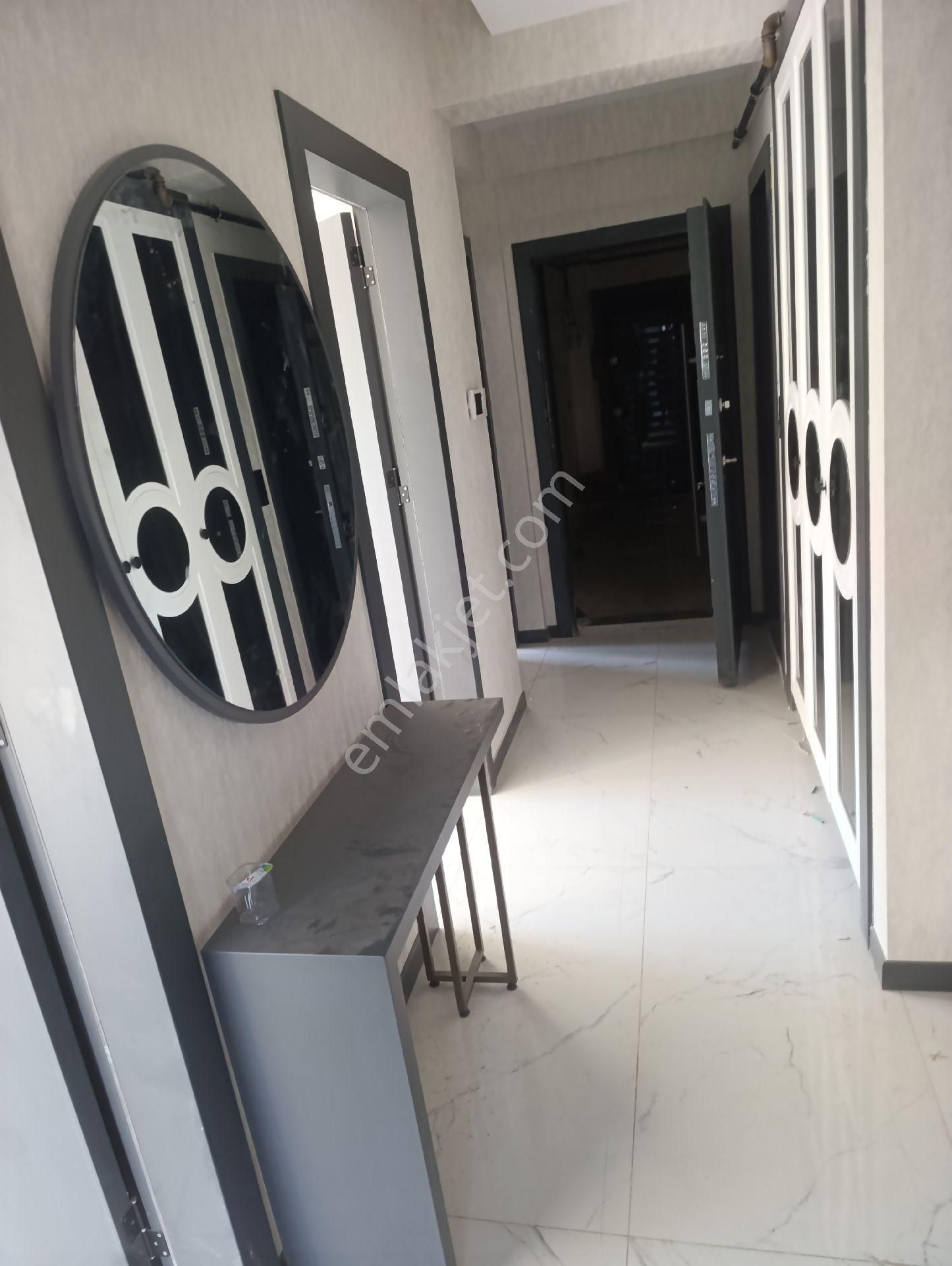 Denizli Merkezefendi Şemikler'de Satılık Lüks Daire 3 Katlı Binanın Ara Katı 2+1 - Görsel 14