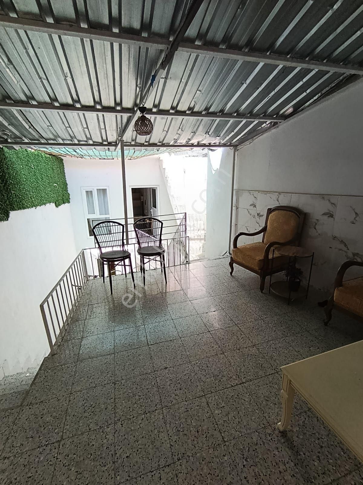 Merkezi Konumda Satılık Müstakil Ev - Görsel 5