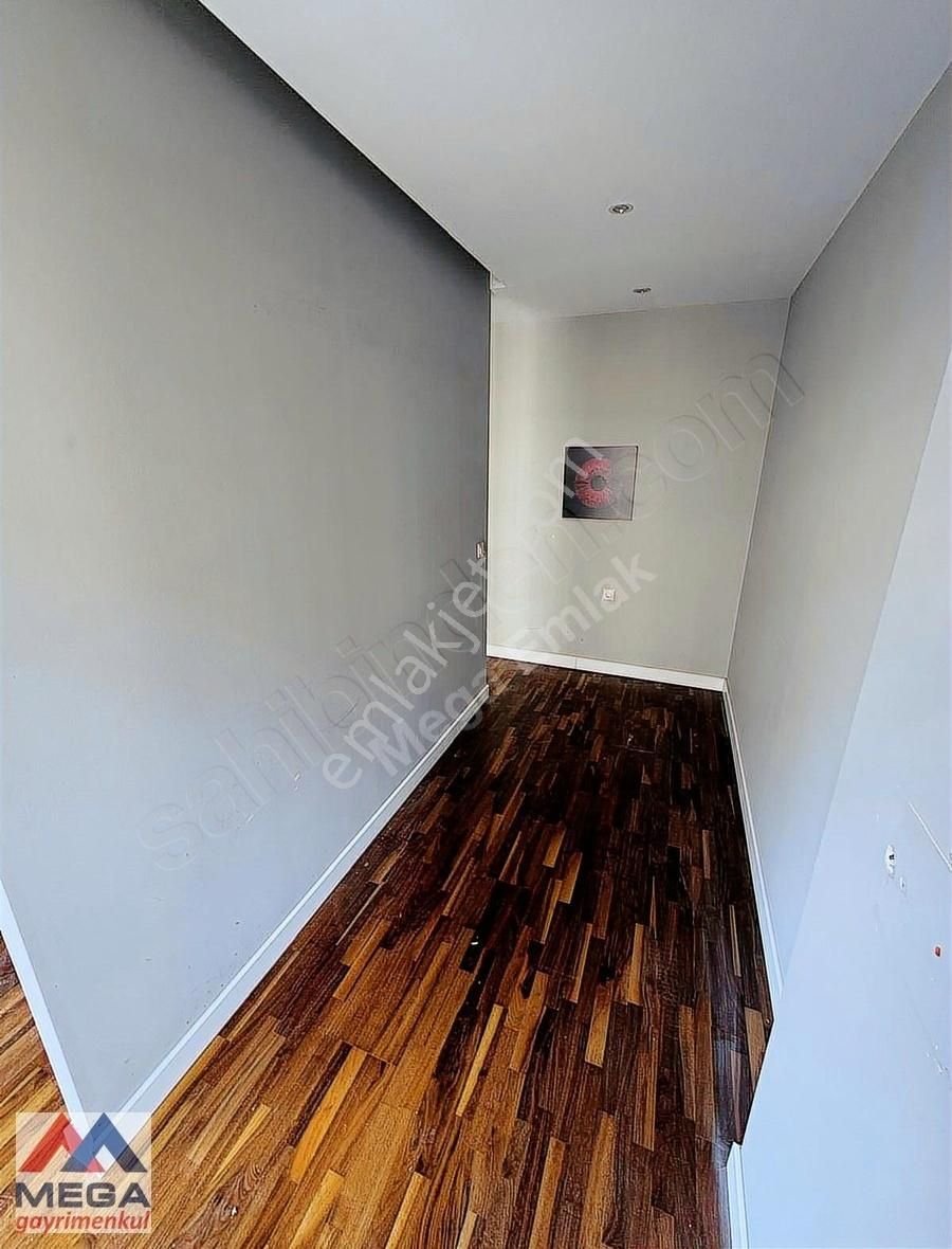 Büyük Klup Ve Sahile Yakın Satılık 4+1 - Görsel 14