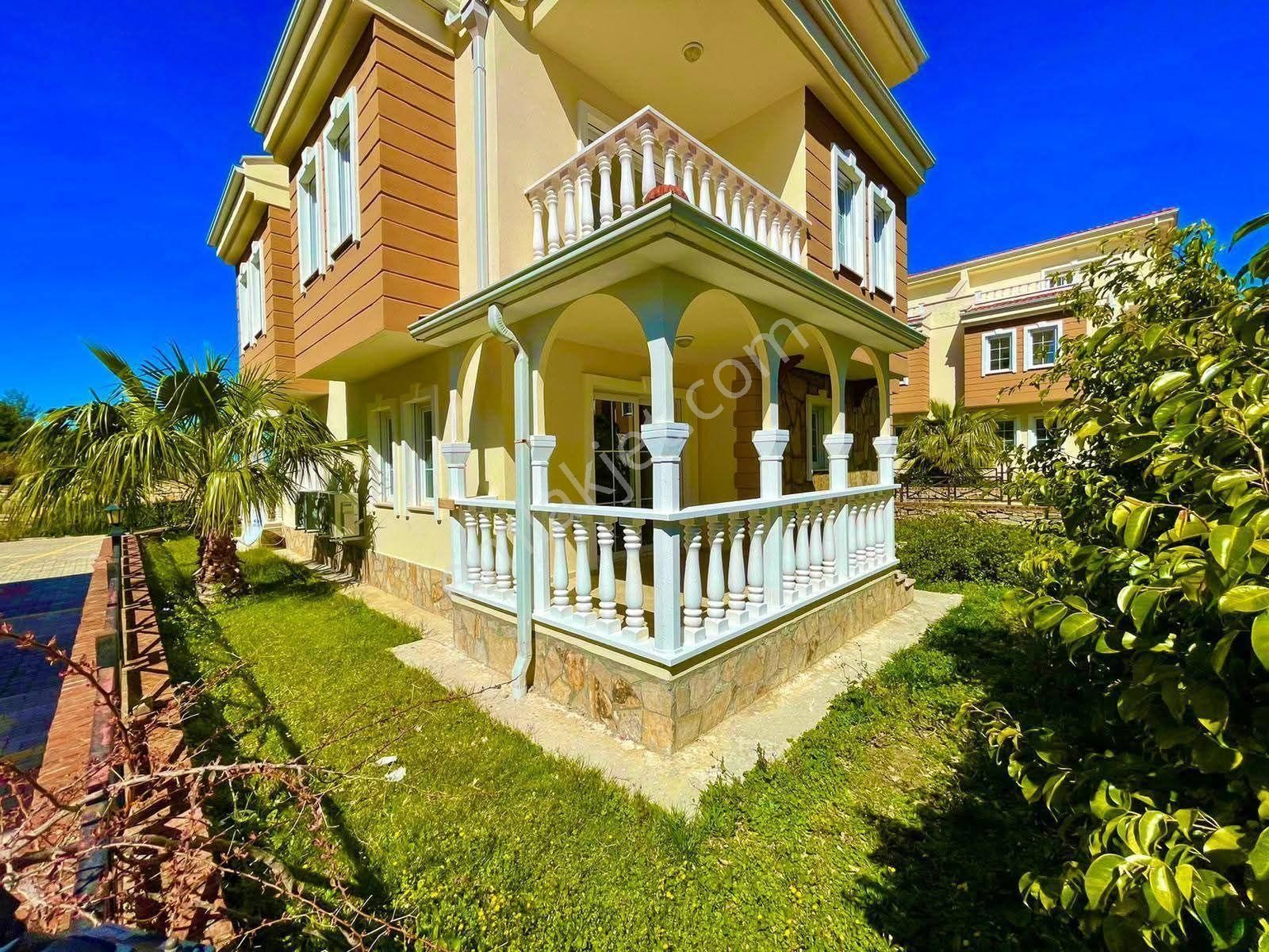 3+1 Satılık 165 M2 Triplex Villamız .