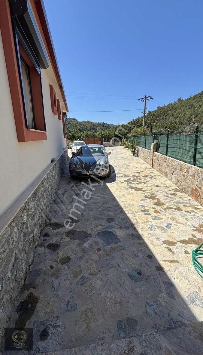 1000 M² Arsa Üzerinde Prestijli Huzur 3+1 Tek Müstakil Ev - Görsel 8