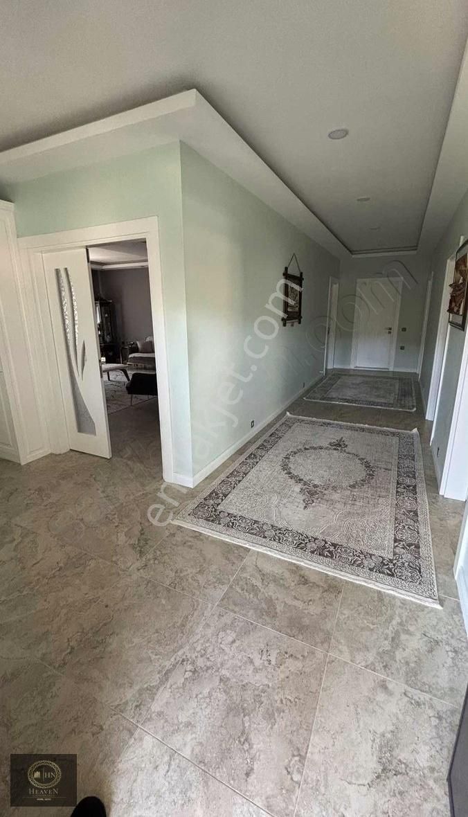 1000 M² Arsa Üzerinde Prestijli Huzur 3+1 Tek Müstakil Ev - Görsel 15