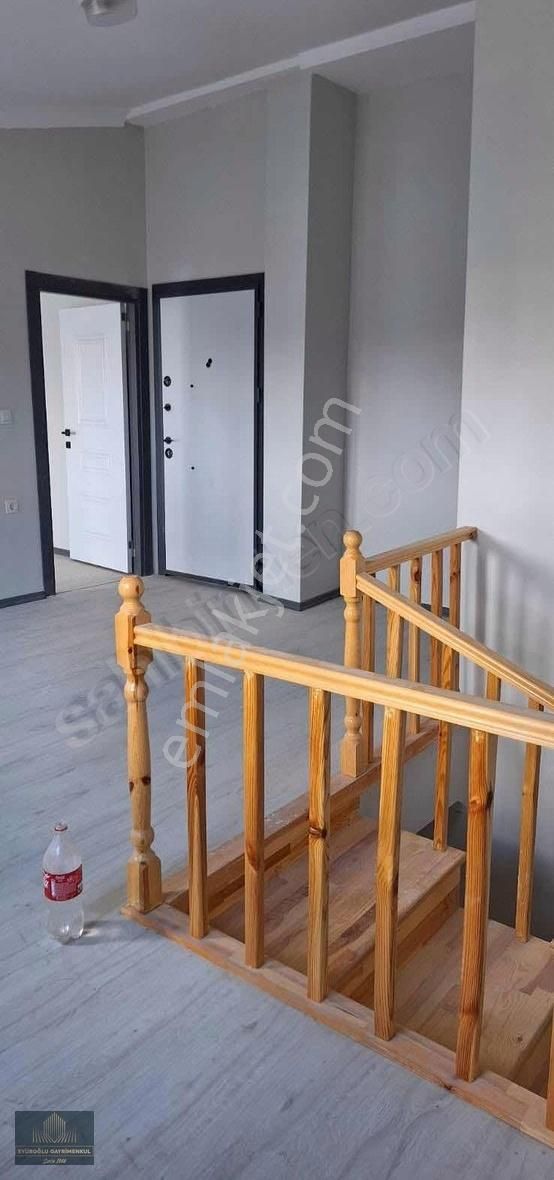 M.sinan Mh. Basra Caddesi Lokasyonunda Çift Mutfak , 4+1 Dubleks