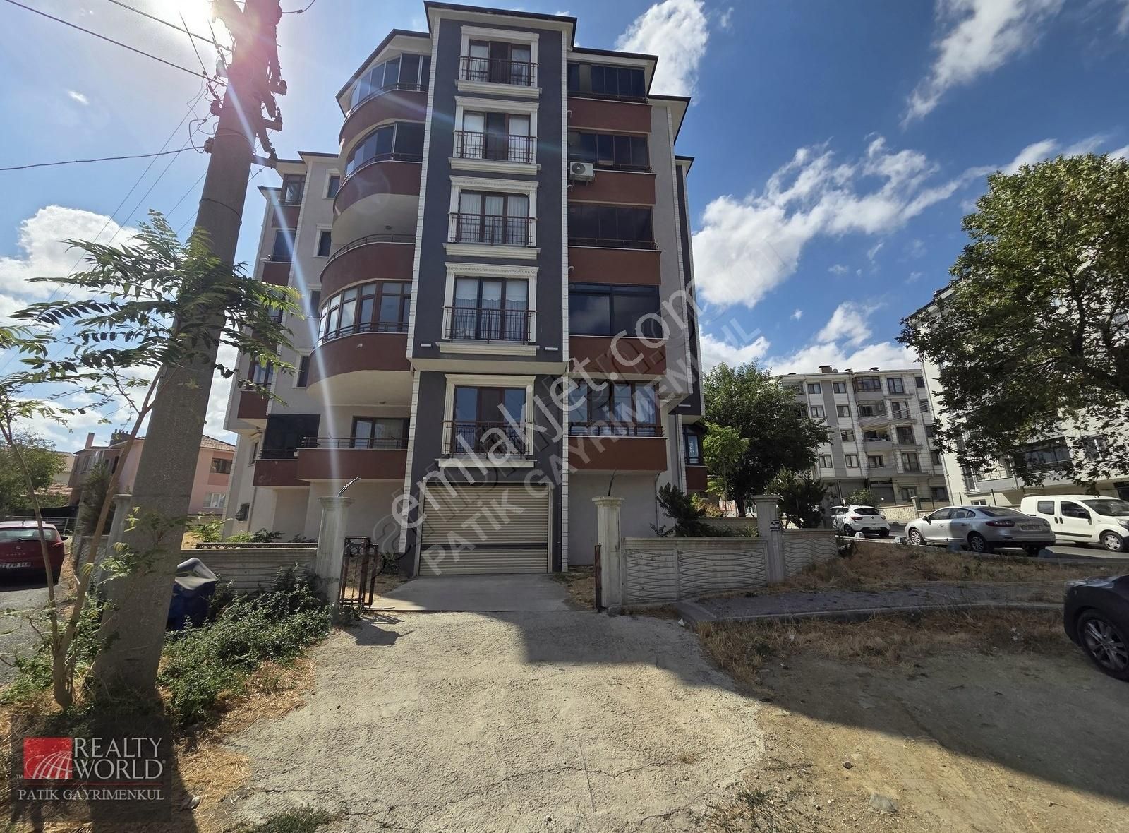 Keşan İspat Cami Mahallesin'de Satılık 2+1 Daire