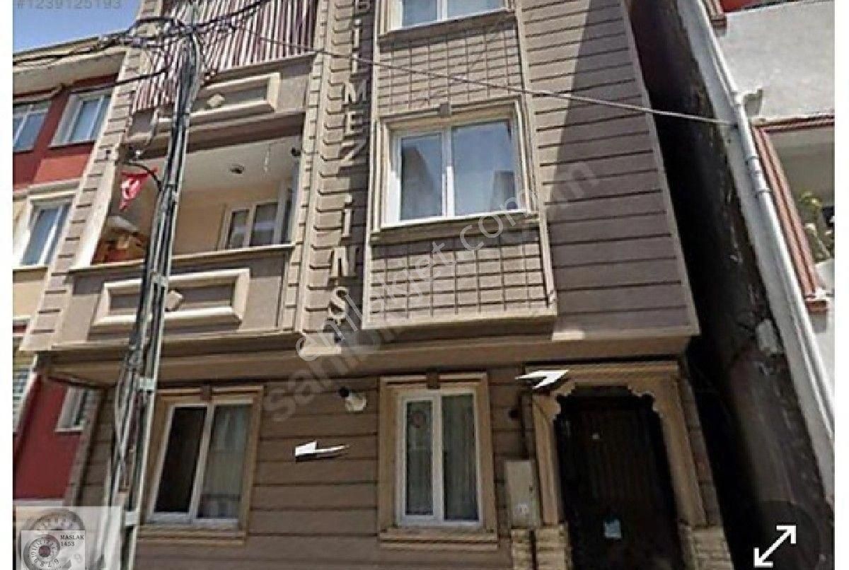 Bu Fiyata Kacmaz Firsat ,,,,,temiz Masrafsiz Ara Kat Genc Bina 2+1 Cift Cepheli