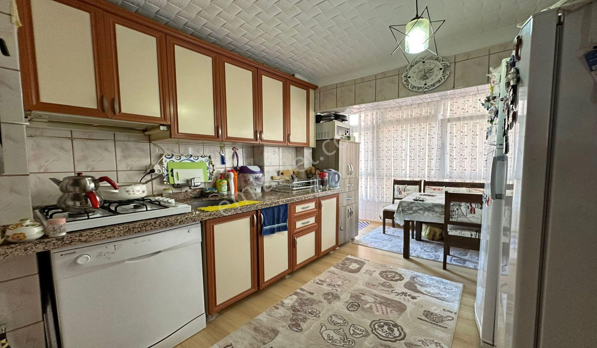 İncirli Danışment Yakını Manzaralı Bağımsız Altında Daire Var