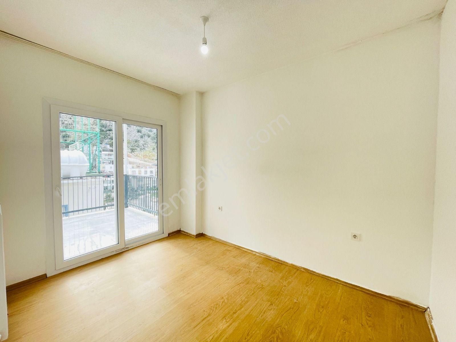 Konacık'ta 3+1 Kaloriferli Krediye Uygun Sıfır Daire - Görsel 20