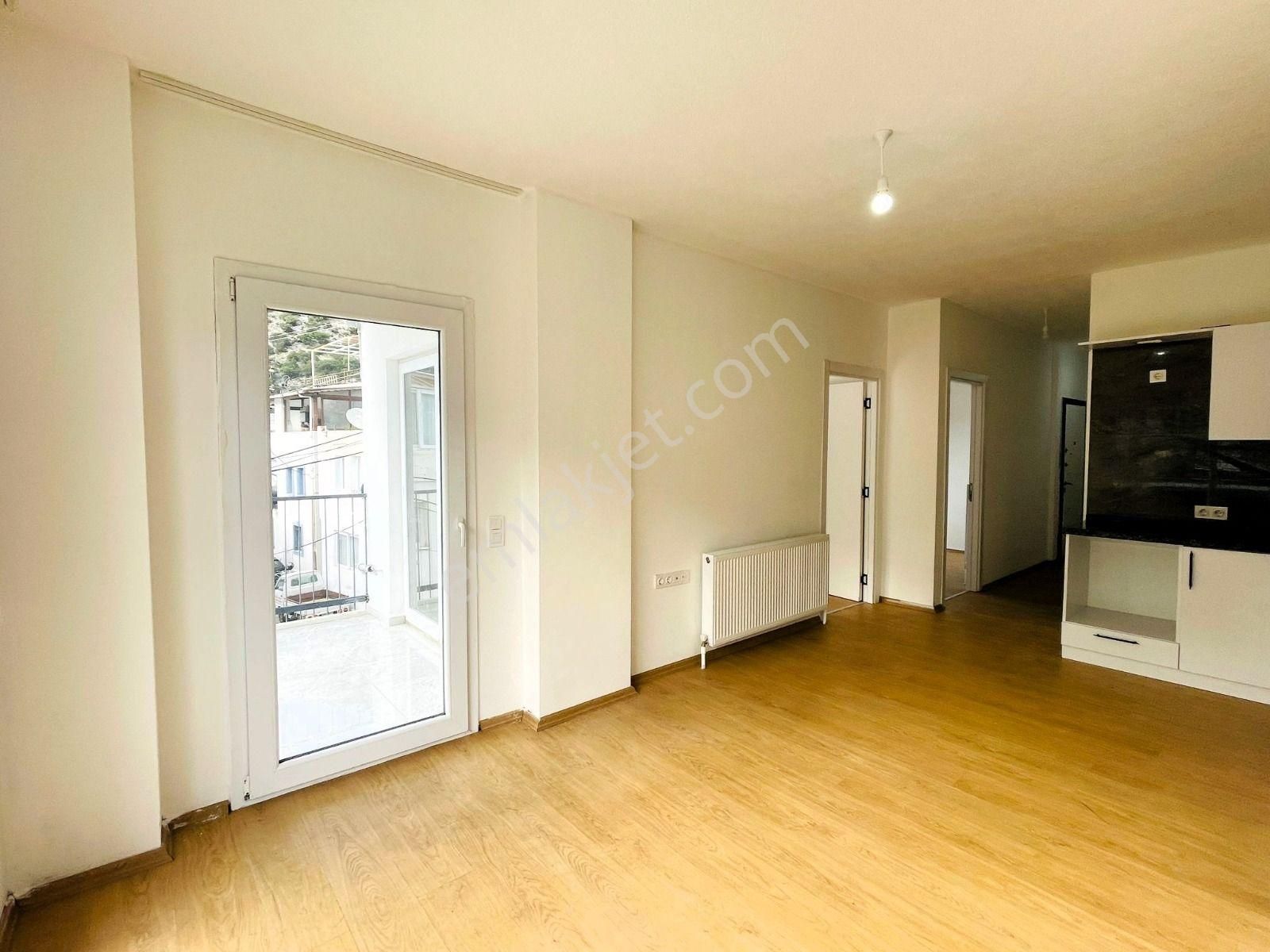 Konacık'ta 3+1 Kaloriferli Krediye Uygun Sıfır Daire - Görsel 14