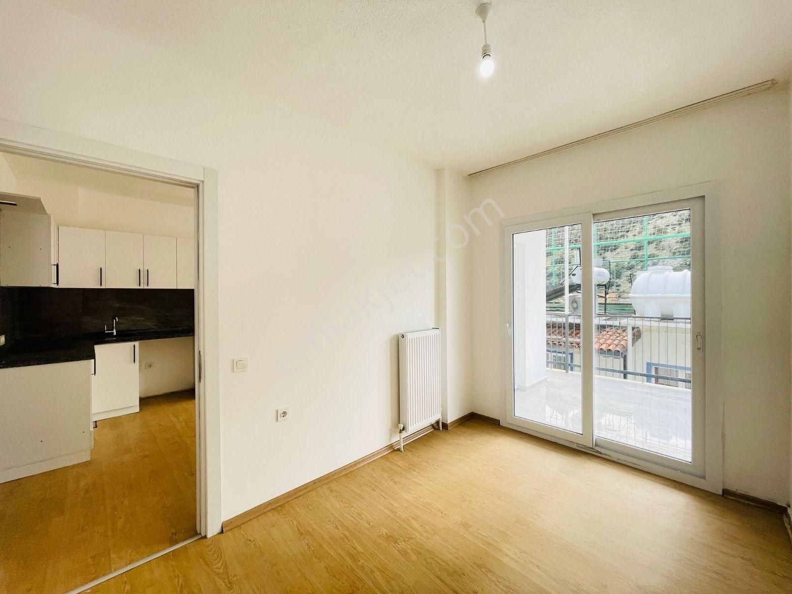 Konacık'ta 3+1 Kaloriferli Krediye Uygun Sıfır Daire - Görsel 18