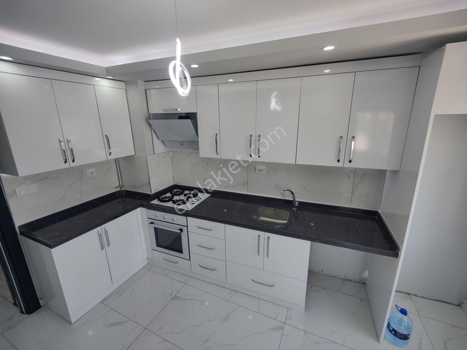 Sincan Vatan Caddesinde Site İçerisinde 3+1 Full Yapılı Kiralık Daire