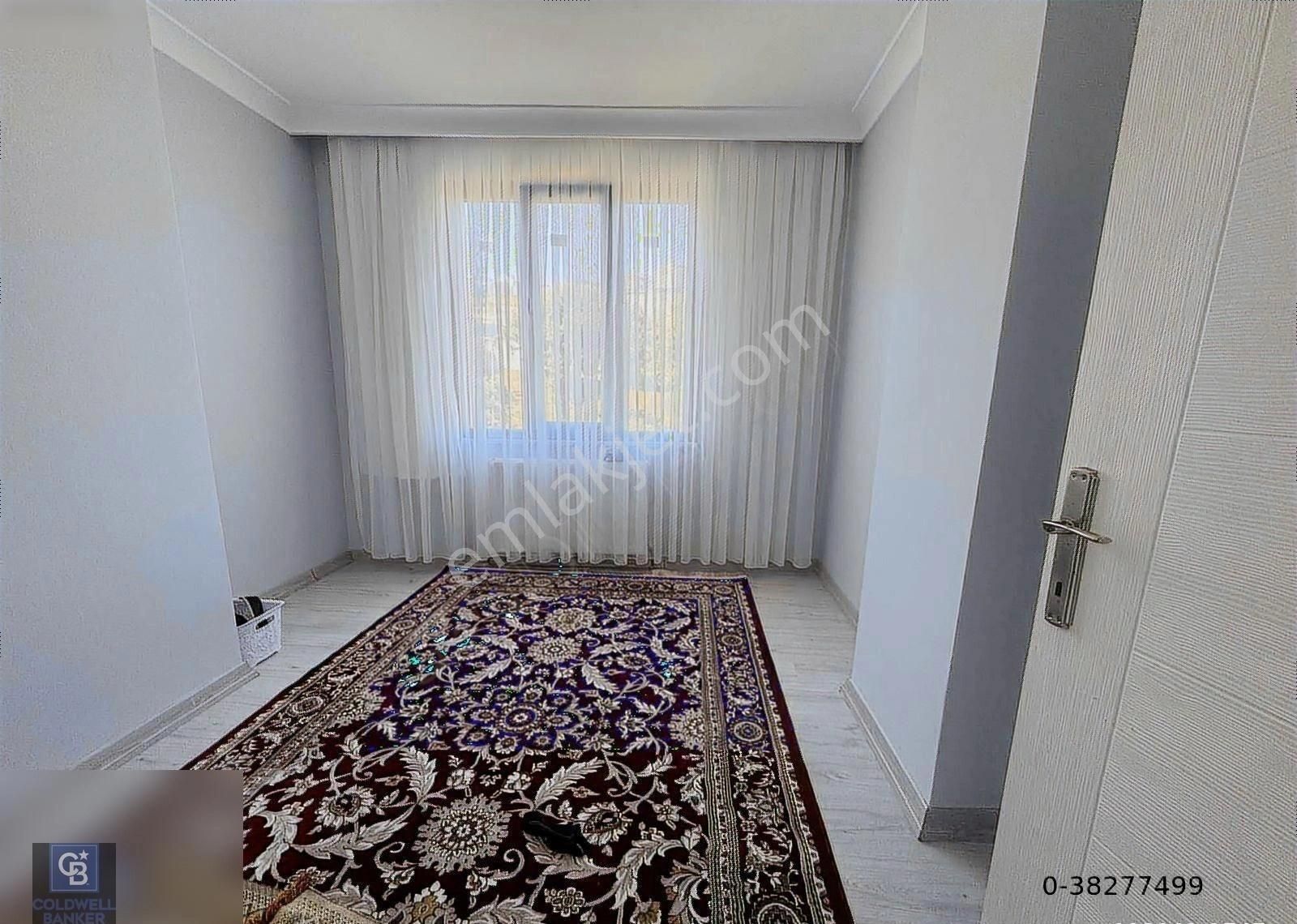 Arnavutköy Vadi Parka Cephe Satılık 3+1 Yüksek Giriş