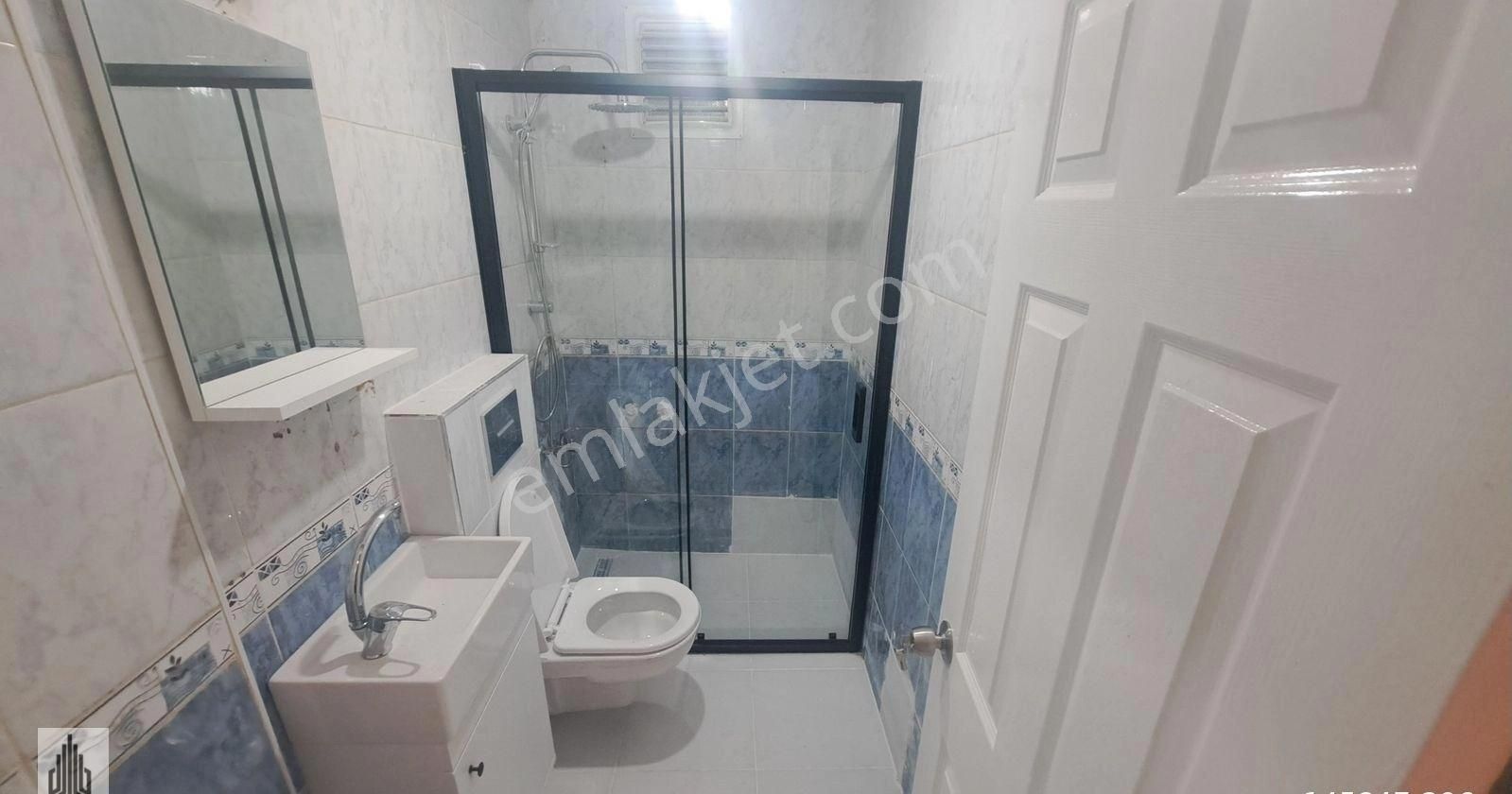Fatih Kocamustafapaşa Kiralık Asansörlü Boyalı 13 Yıllık Bina