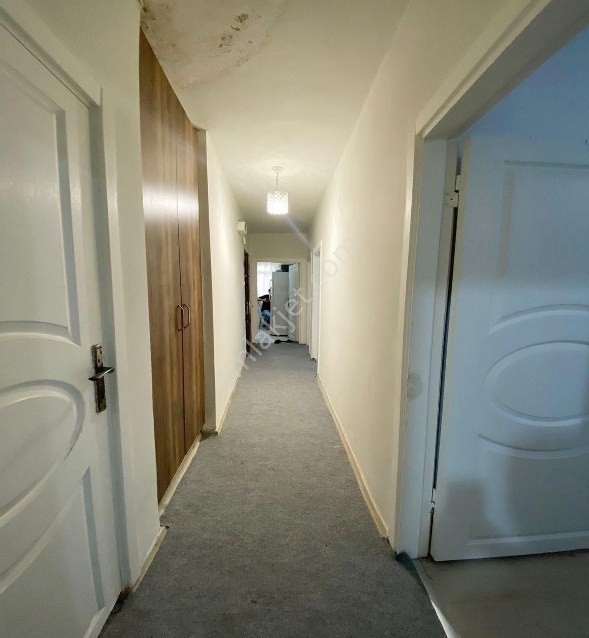 Avcılar Ambarlıda 2+1 İster Yatırımlık İster Oturumluk Daire - Görsel 4