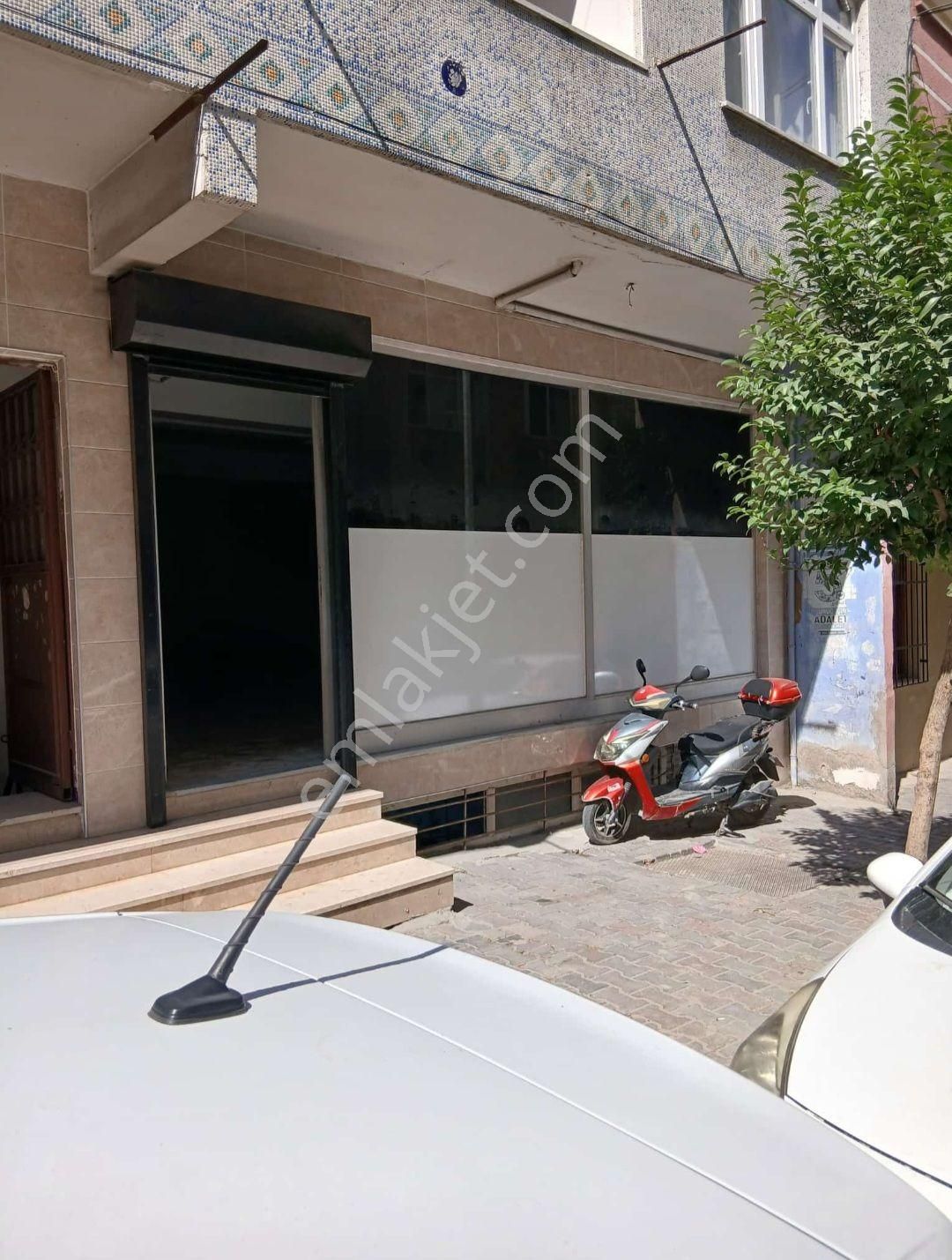 Yenimahallede Kiralık Dükkan 110 Metre (giriş