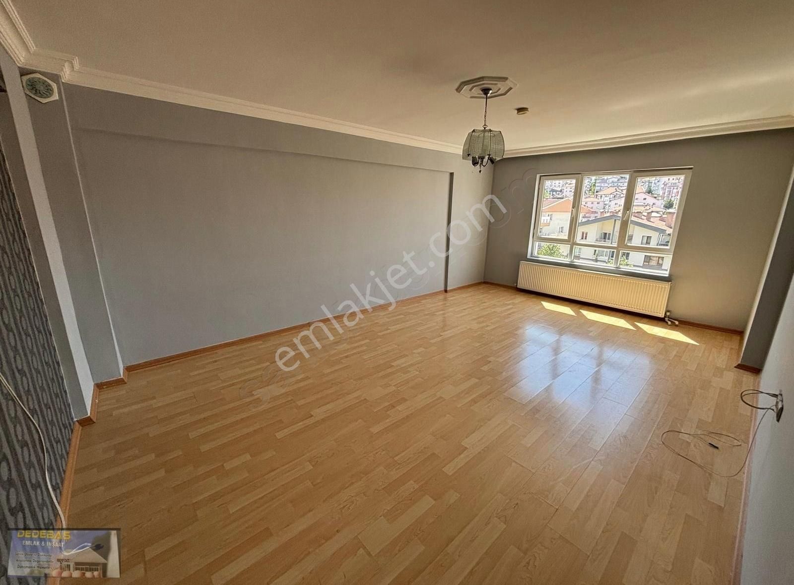 Şahintepede 3+1 2 Balkonlu Natoyoluna Yakın Kiralık Daire