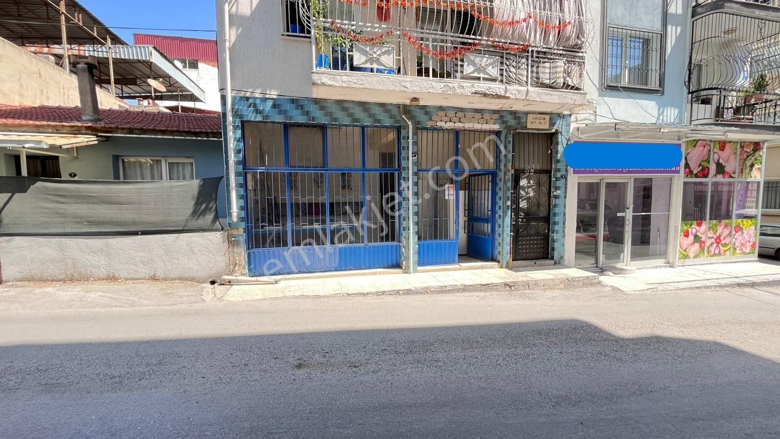 Karabağlar Bozyaka Kapalı Pazar Yakını Satılık Karafırınlı Dükkan