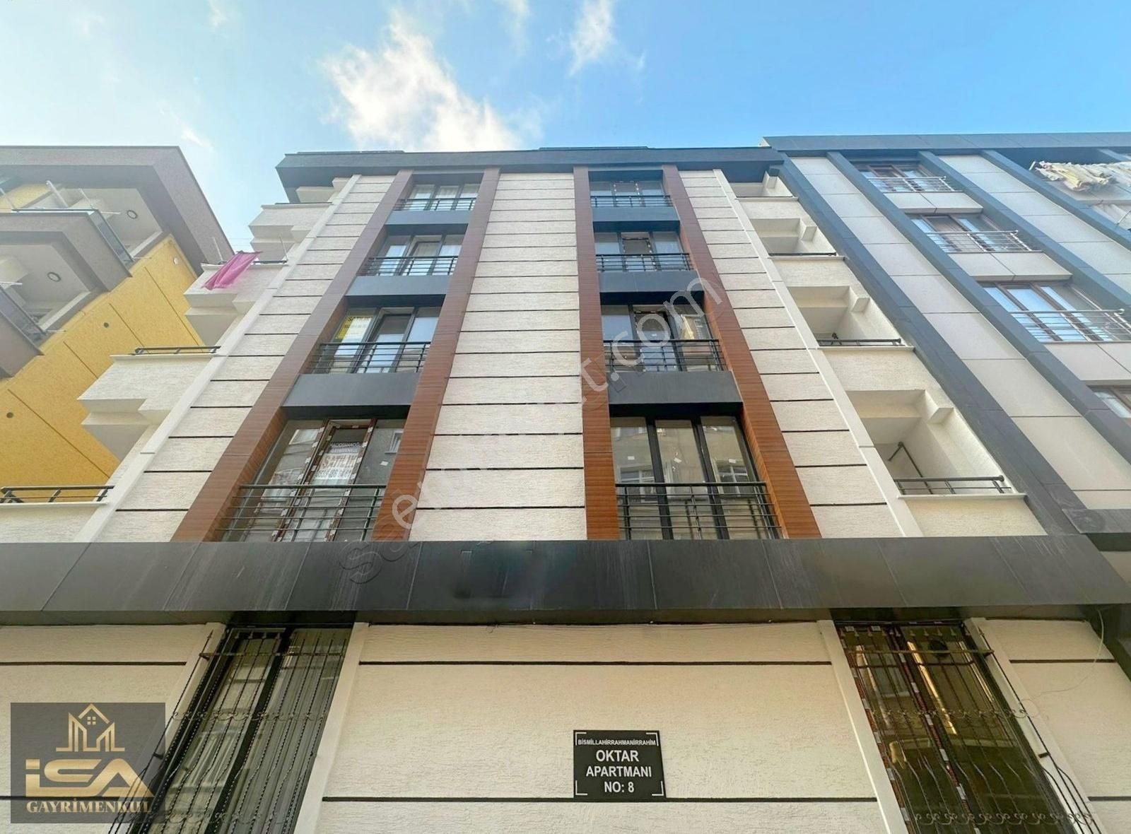 İsa Gayrimenkul Den Devlet Hastanesi Cevresinde Sıfır Arakat