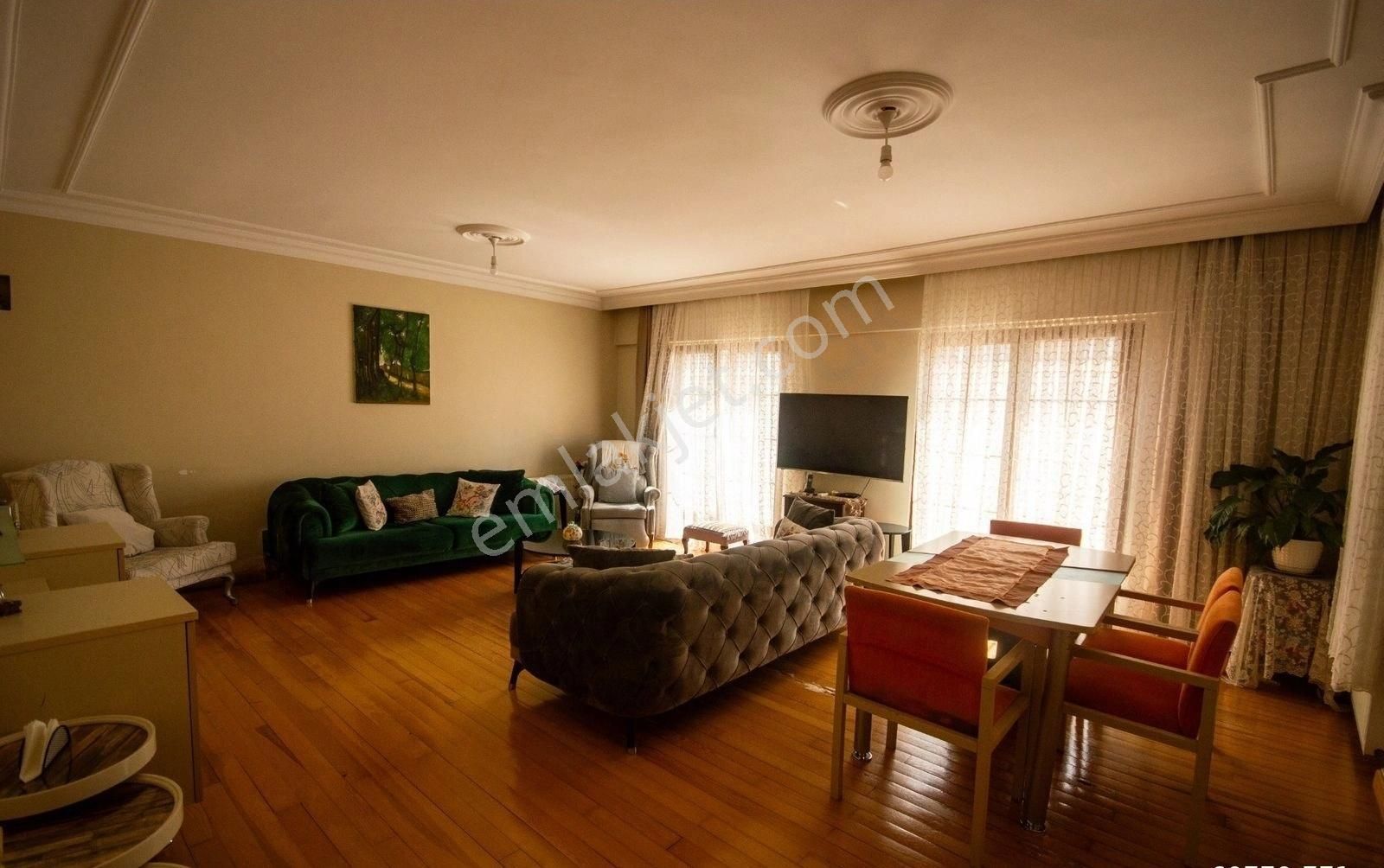 Erdoğan Emlaktan 300 M2 Satılık Dubleks