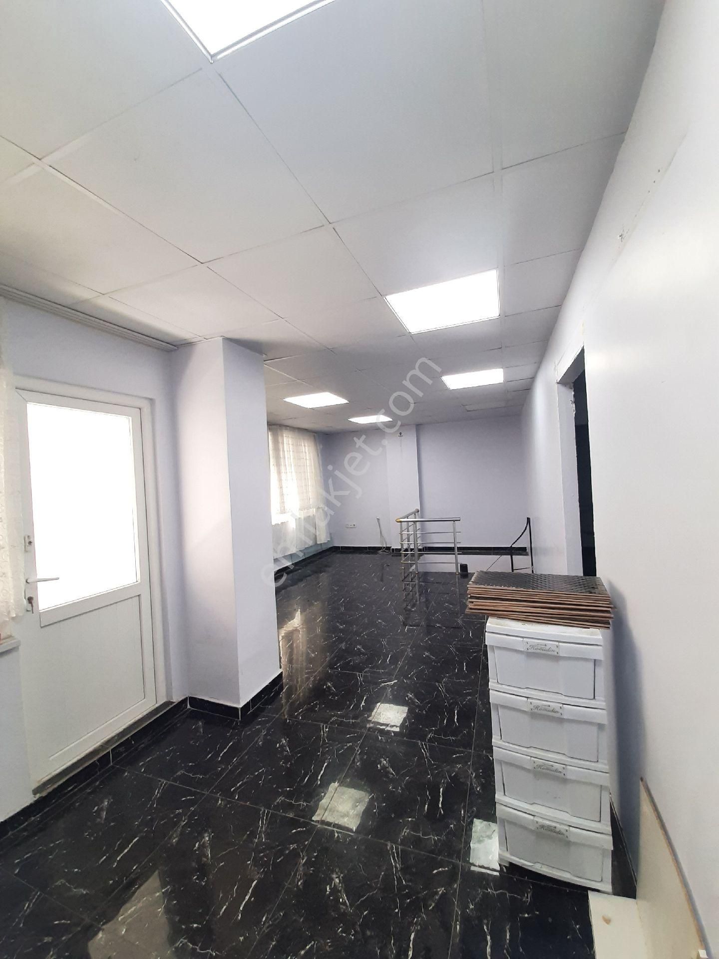 Esenyurt Süleymaniye Mah. Satlık Yatırımlık Araç Takaslı 300 M2 Dükkan - Görsel 9